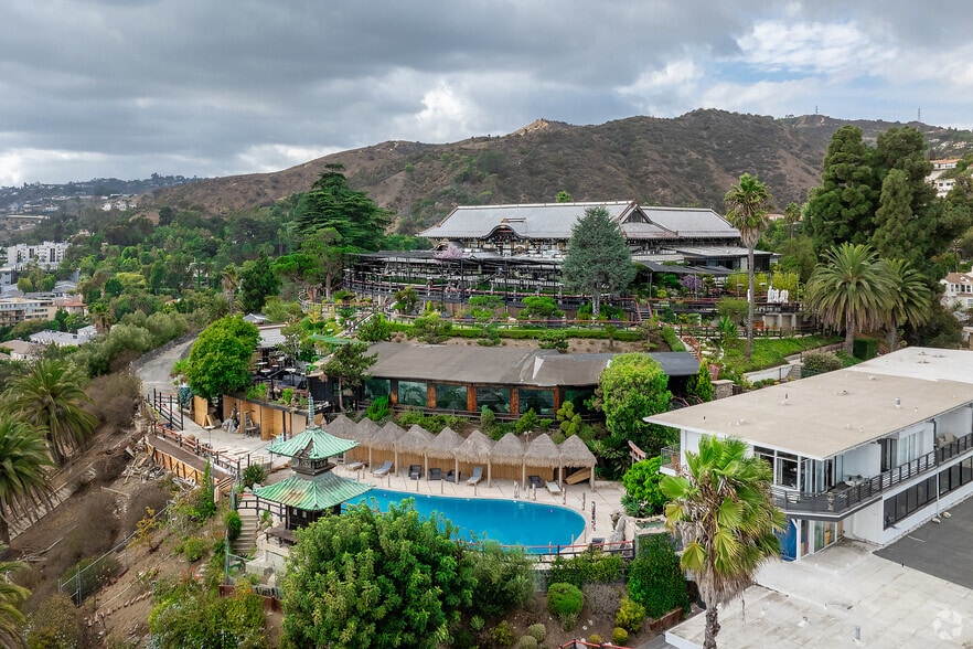 1999 N Sycamore Ave, Los Angeles, CA for sale - Primary Photo - Image 1 of 5