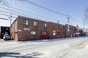 15-27 Walnut St, Peabody MA - Warehouse