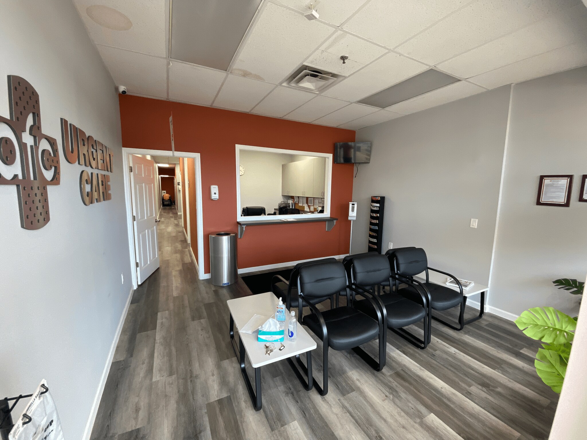 300318 Portion Rd, Ronkonkoma, NY 11779 Meat Farms Center