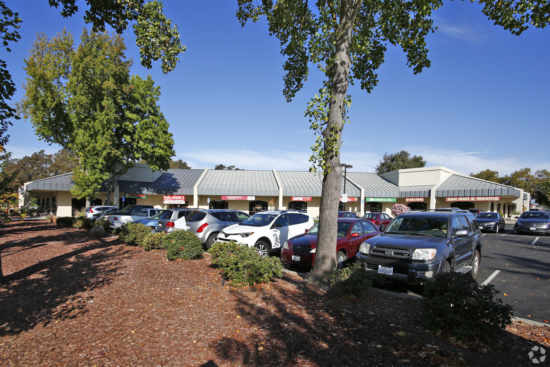 30-60 Golf Club Rd, Pleasant Hill, CA for lease Primary Photo- Image 1 of 2