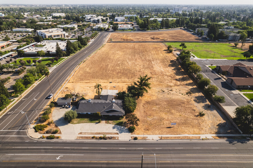 1191 E Alluvial Ave, Fresno, CA for sale - Aerial - Image 2 of 7