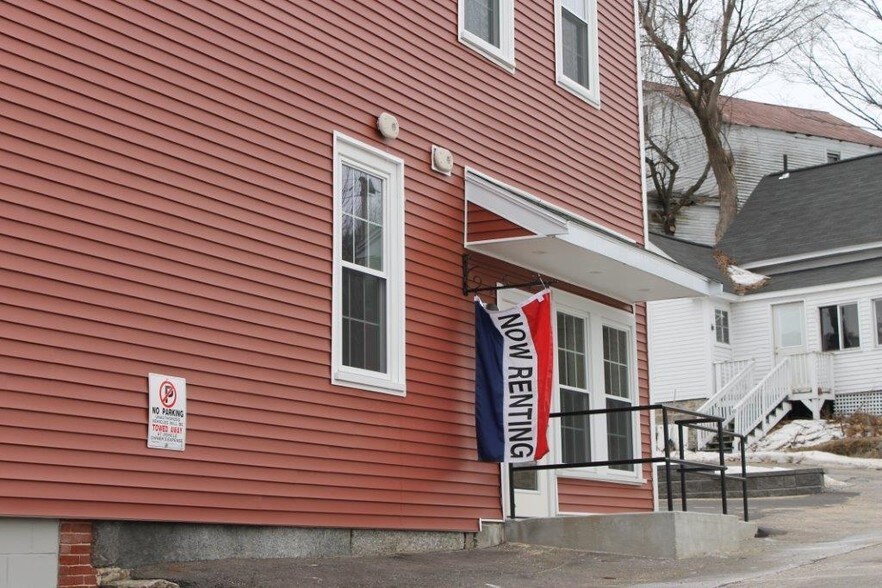 23 Main St, Meredith, NH for sale - Building Photo - Image 1 of 1