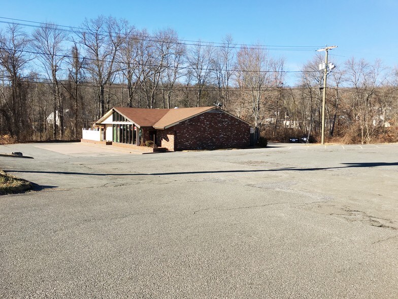 341 Kelly Rd, Vernon, CT 06066