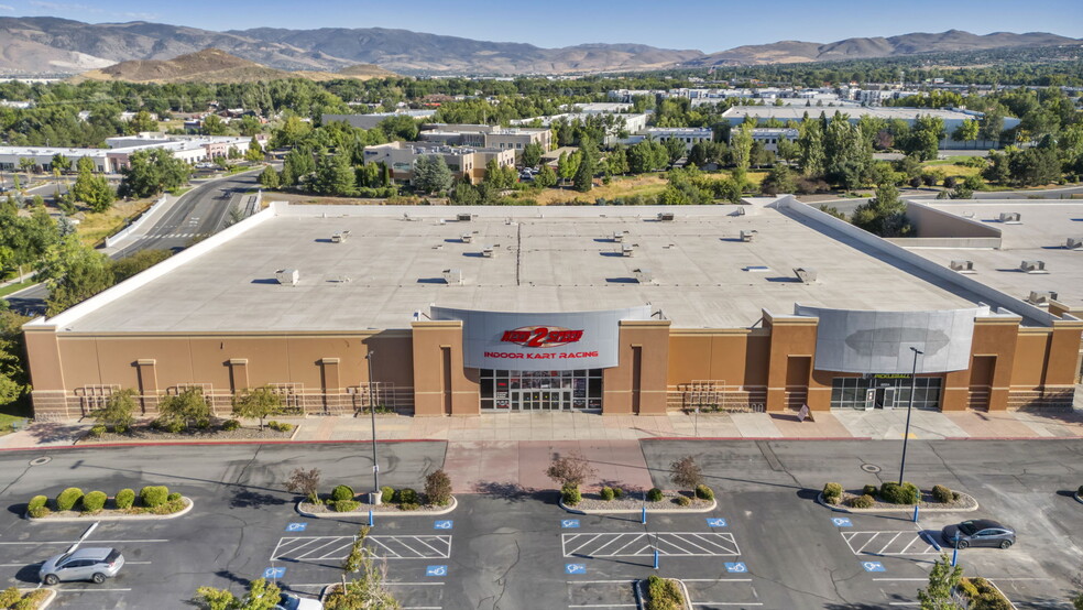 6895 Sierra Center Pky, Reno, NV for lease - Building Photo - Image 3 of 27