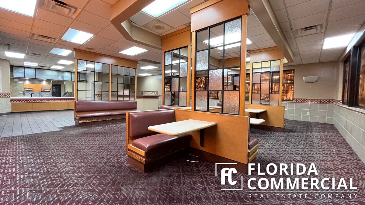 726 SW Federal Hwy, Stuart, FL for sale Interior Photo- Image 1 of 12