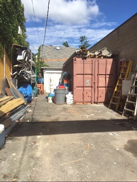 1145 N Railroad Ave, Staten Island, NY for sale Primary Photo- Image 1 of 1