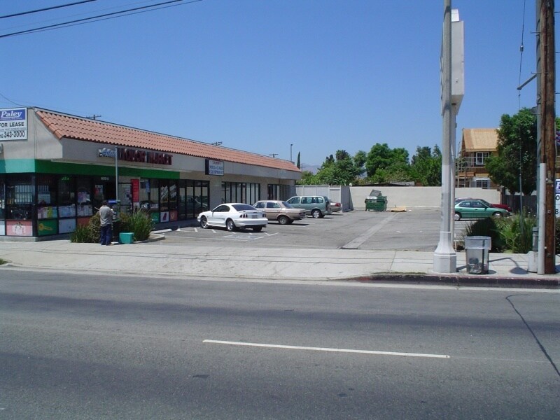 14001-14015 Van Nuys Blvd, Arleta, CA for sale Primary Photo- Image 1 of 1