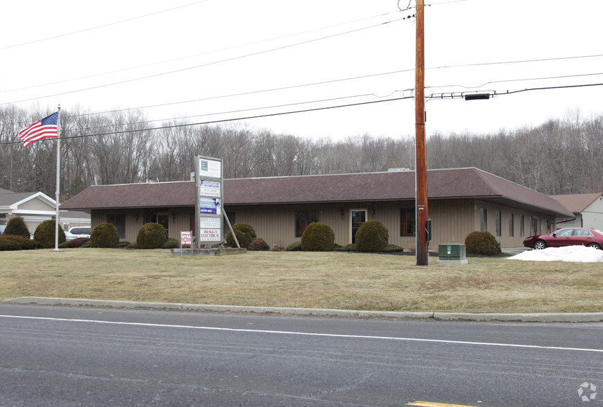 216 Rt-299, Highland, NY for lease - Primary Photo - Image 1 of 2