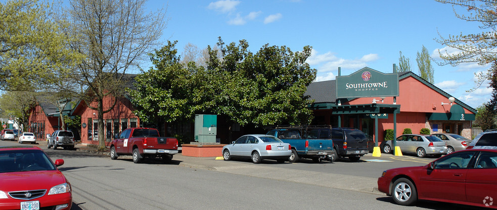 2805-2849 Oak St, Eugene, OR for lease - Primary Photo - Image 3 of 11