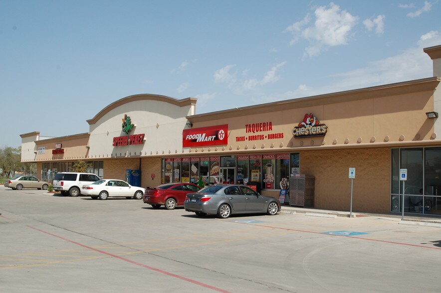 1901 Allen Genoa Rd, Pasadena, TX for sale - Building Photo - Image 1 of 1