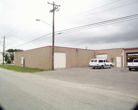 5628-5630 Edgemoor Dr, Houston, TX for lease - Building Photo - Image 3 of 6