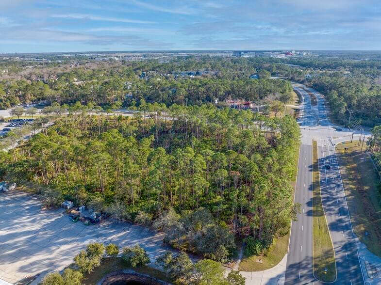 NE Mason Ave, Daytona Beach, FL for lease - Building Photo - Image 1 of 15