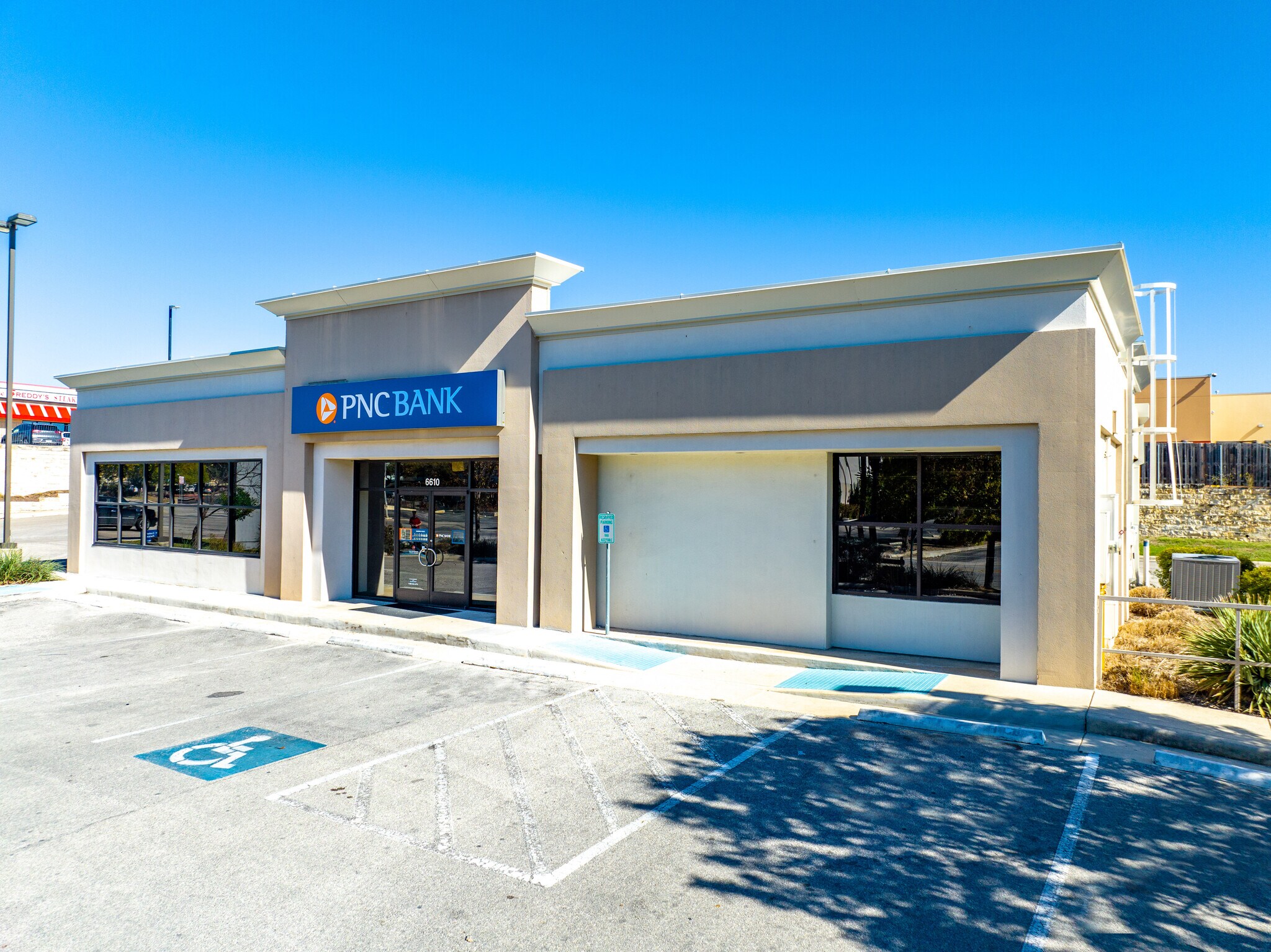 PNC Bank, San Antonio, TX for sale Building Photo- Image 1 of 1