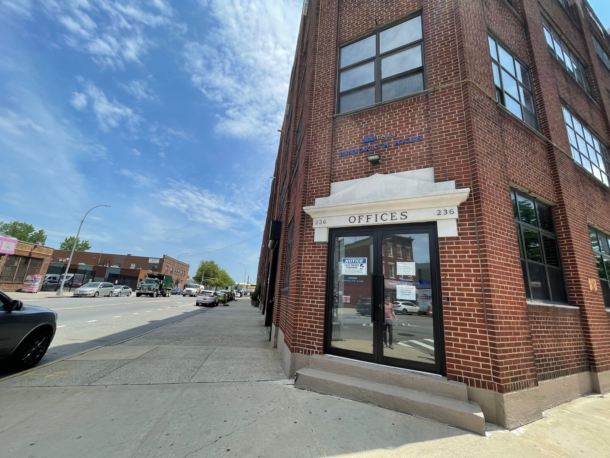 218 Newell St, Brooklyn, NY 11222 Greenpoint Industrial Center