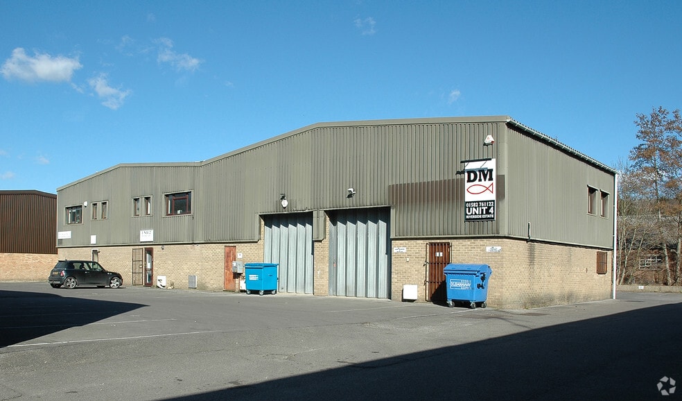 Coldharbour Ln, Harpenden for sale - Building Photo - Image 1 of 1