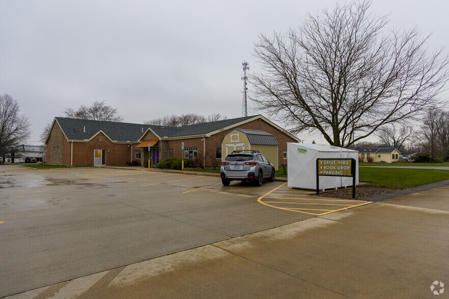133 Commerce Dr E, LaGrange, OH for sale - Primary Photo - Image 1 of 1
