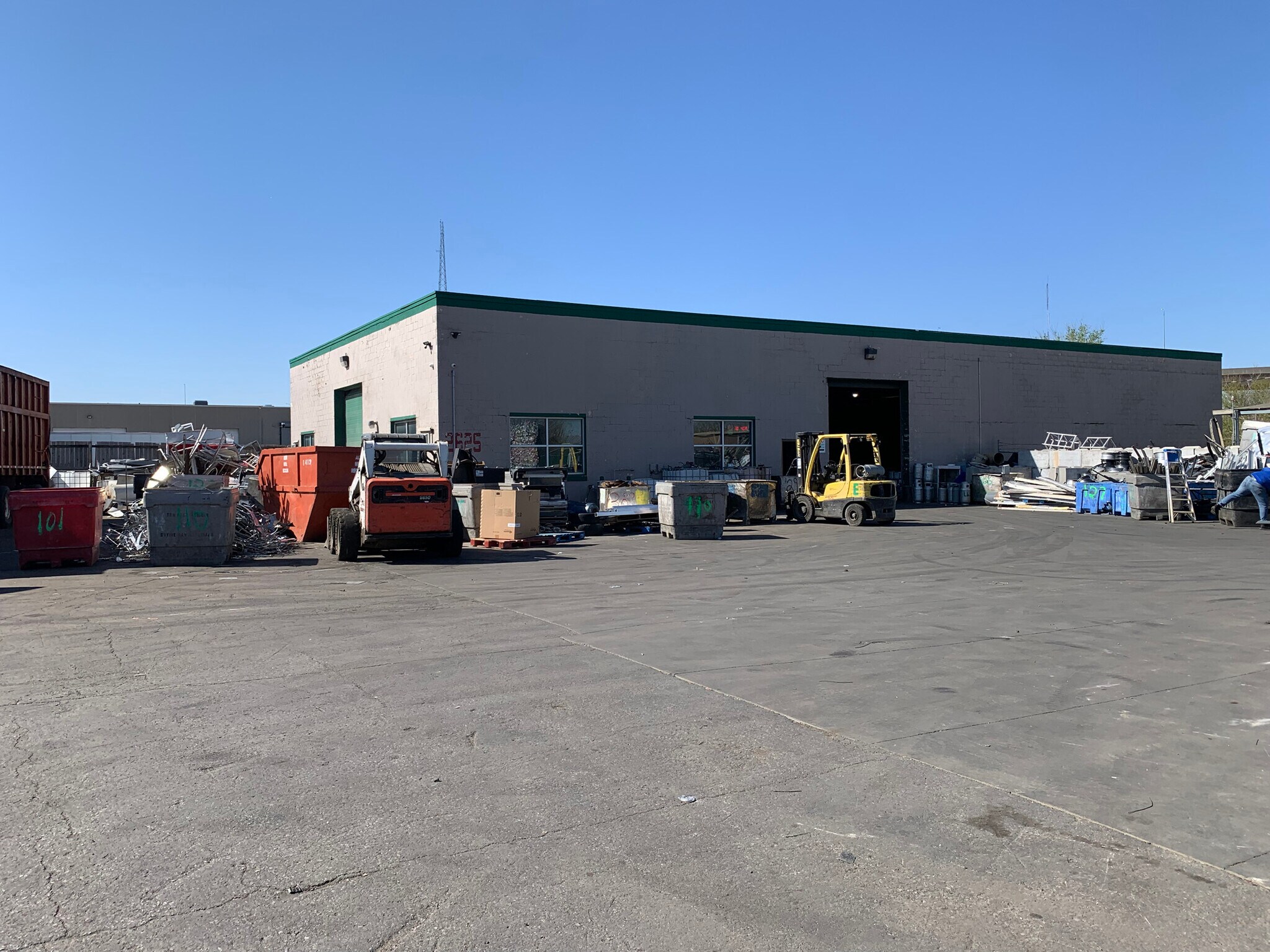 2625 Deer Park Blvd, Omaha, NE for sale Building Photo- Image 1 of 1