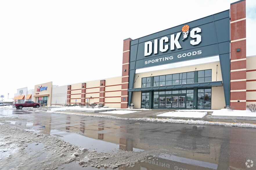 2727 Iowa St, Lawrence, KS for sale - Primary Photo - Image 1 of 1