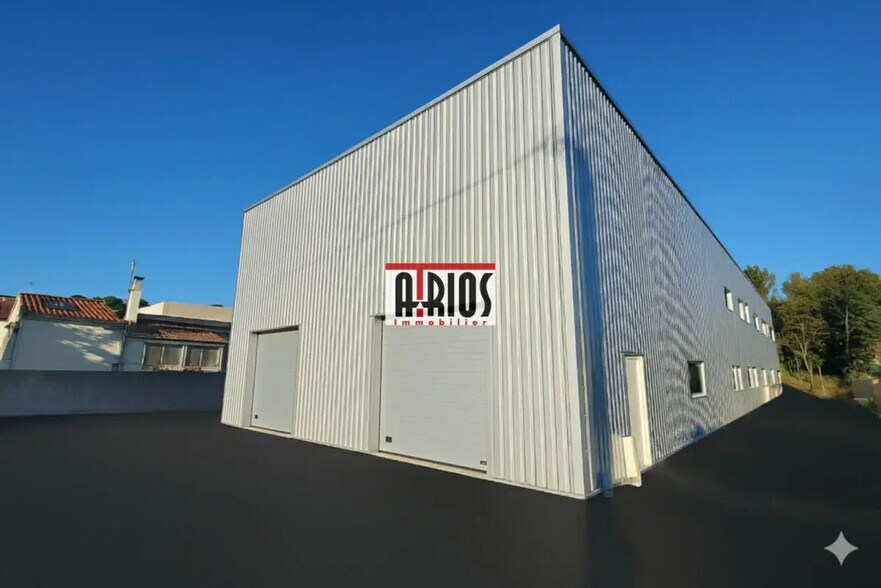 Industrial in La Seyne-sur-Mer for lease - Building Photo - Image 3 of 4