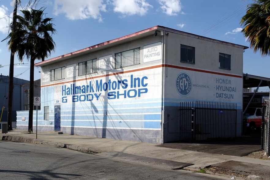 124-130 W Beach Ave, Inglewood, CA for lease - Building Photo - Image 3 of 4