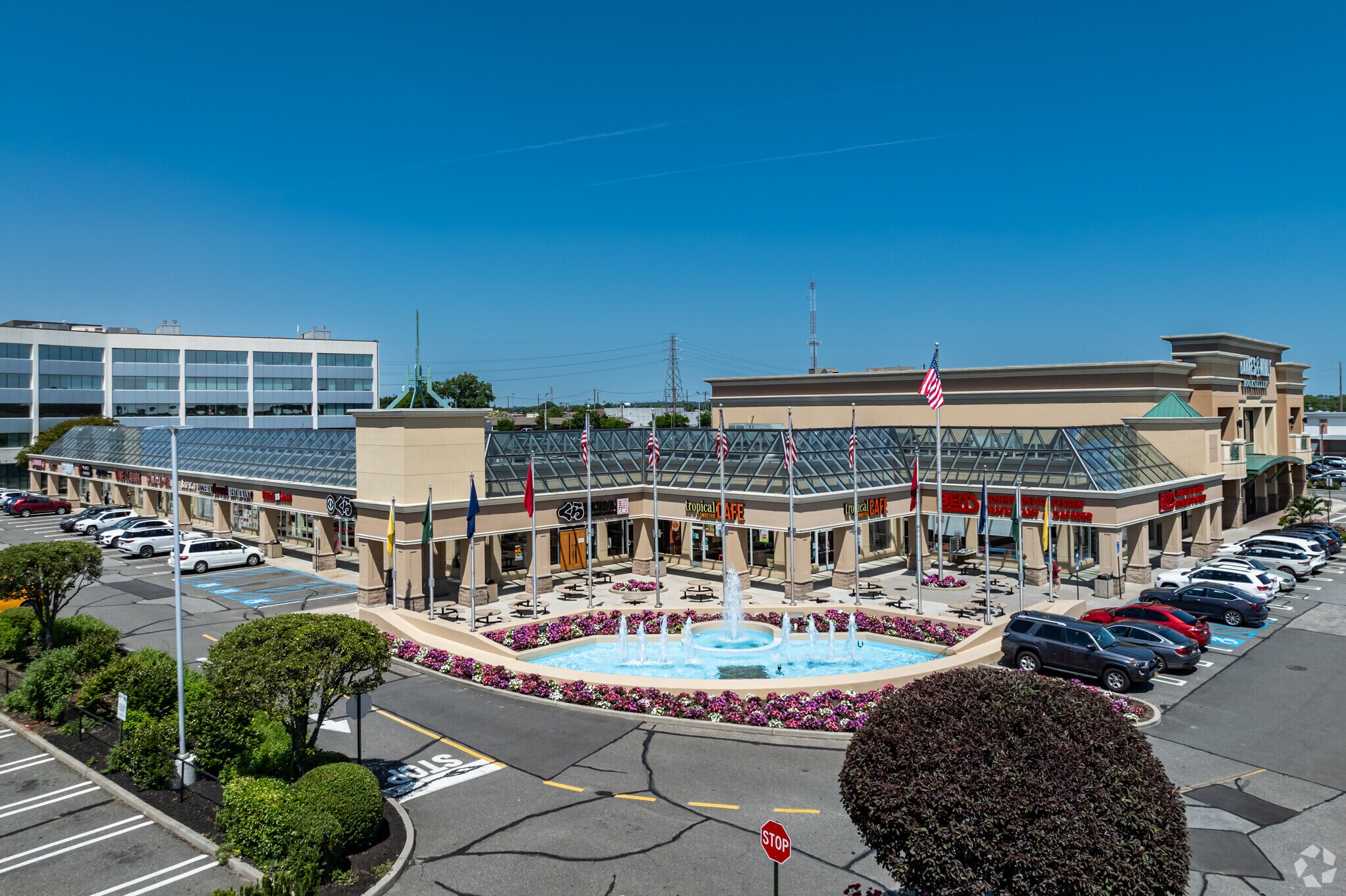 23 Old Country Rd, Carle Place, NY for lease Primary Photo- Image 1 of 6