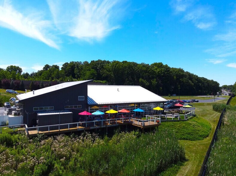 17684 US Highway 12, New Buffalo, MI for sale - Building Photo - Image 2 of 38