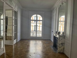 11 Rue Roquépine, Paris for lease Interior Photo- Image 2 of 6