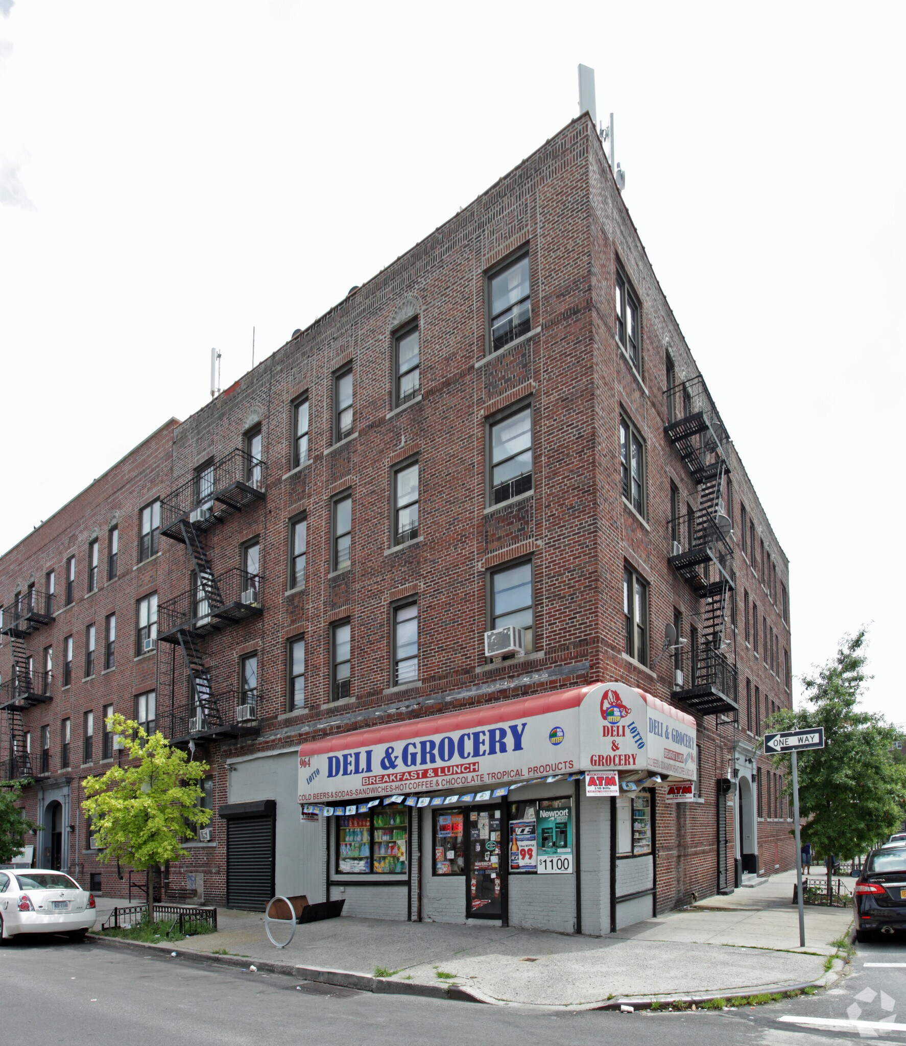 964 Belmont Ave, Brooklyn, NY for sale Primary Photo- Image 1 of 1