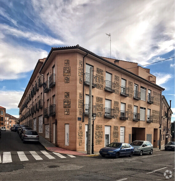 Calle Sandro Pertini, 6, Illescas, Toledo for lease - Primary Photo - Image 1 of 2