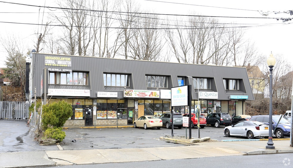 25 S Main St, Spring Valley, NY 10977