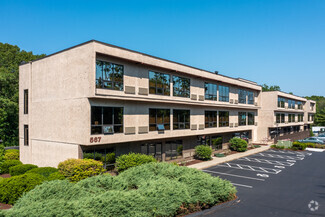 More details for 567 Vauxhall St, Waterford, CT - Office for Lease