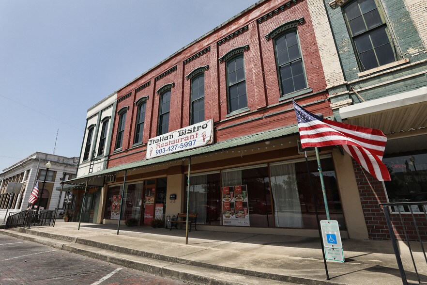106 N Walnut St, Clarksville, TX for sale - Building Photo - Image 1 of 1