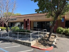2092 Concourse Dr, San Jose, CA for lease Interior Photo- Image 2 of 23