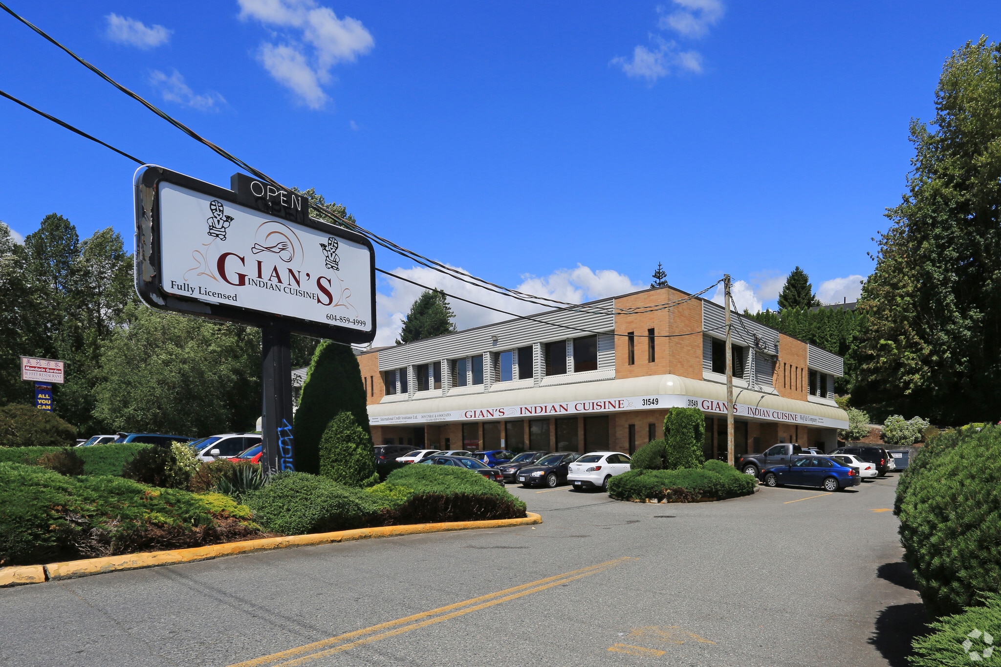 31549 S Fraser Way, Abbotsford, BC for sale Primary Photo- Image 1 of 1