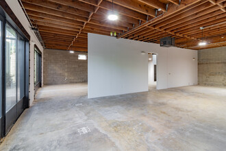 1498 W Sunset, Los Angeles, CA for lease Building Photo- Image 2 of 5