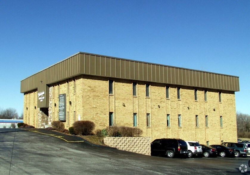 4585 Washington St, Florissant, MO 63033