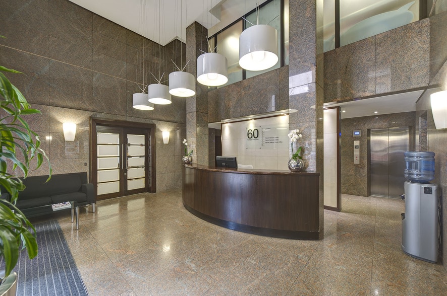 60 Buckingham Palace Rd, London for lease - Lobby - Image 3 of 7