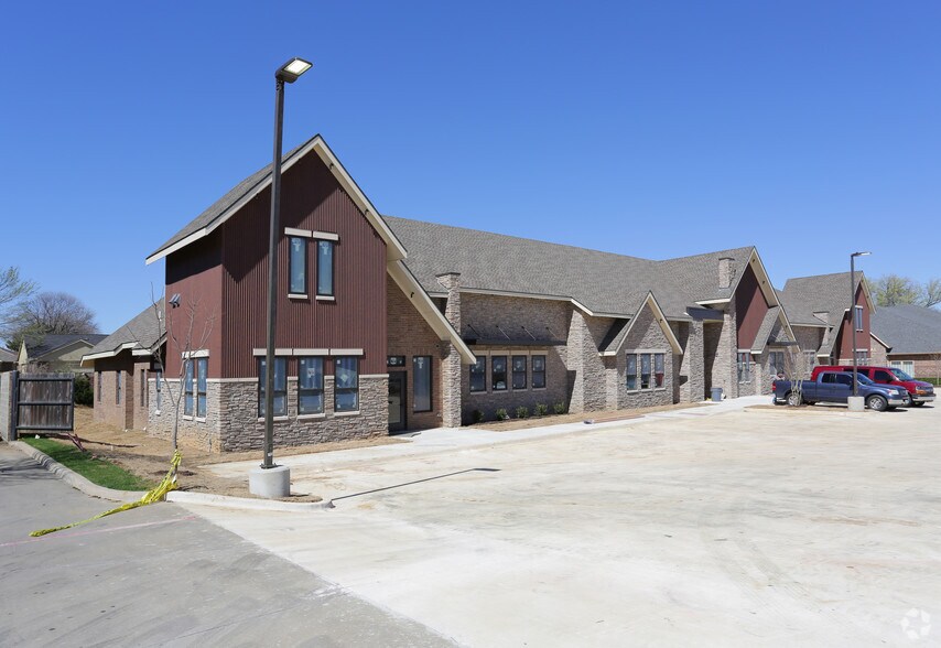 4315 Windsor Centre Trl, Flower Mound, TX for sale - Building Photo - Image 1 of 1