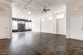 4336 N Pulaski Rd, Chicago, IL for lease Interior Photo- Image 1 of 4