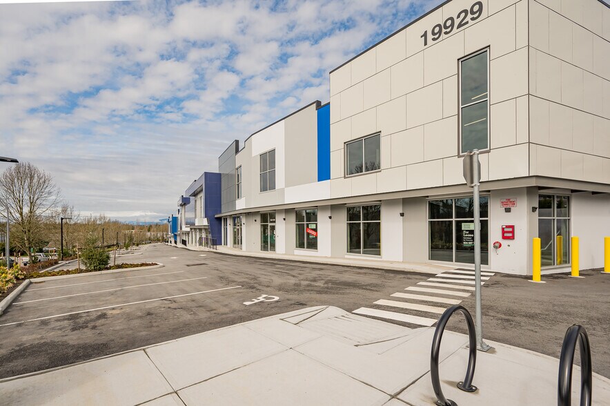 19929 84 Av, Langley, BC for lease - Building Photo - Image 1 of 8