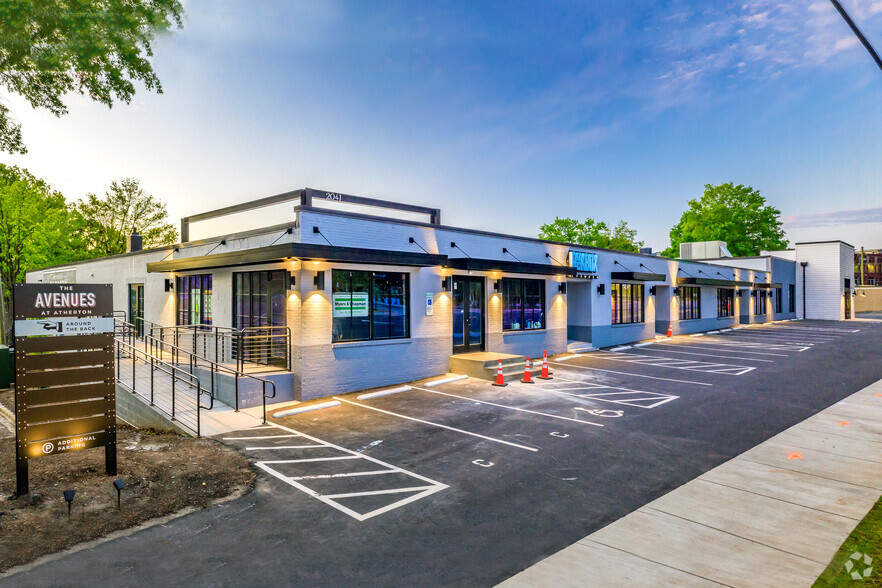 2041 South Blvd, Charlotte, NC for lease - Primary Photo - Image 2 of 2