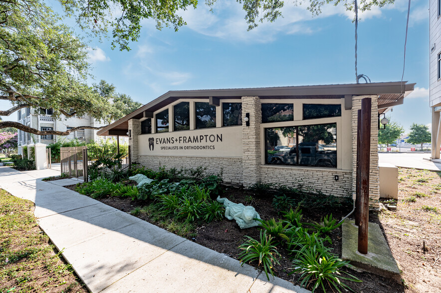 2817 Napoleon Ave, New Orleans, LA for lease - Building Photo - Image 1 of 10