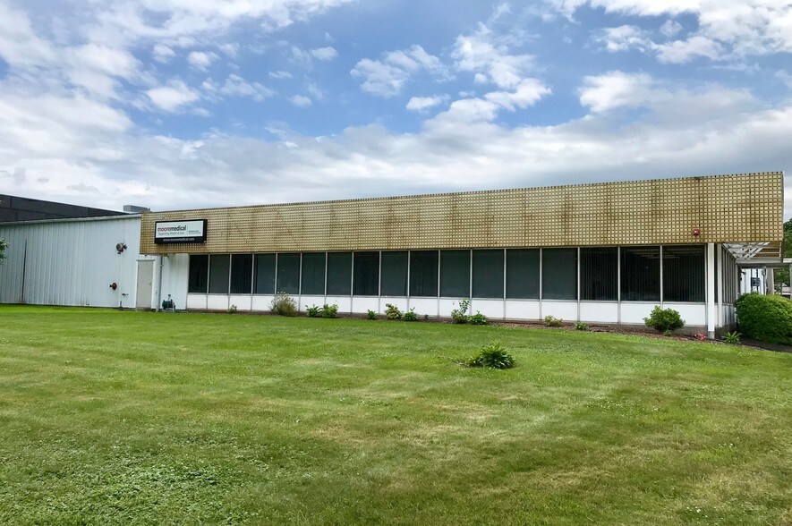 370 John Downey Dr, New Britain, CT for sale - Primary Photo - Image 1 of 1