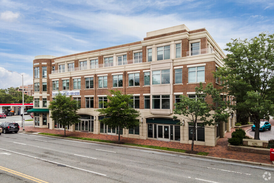 675 N Washington St, Alexandria, VA for lease - Building Photo - Image 1 of 11