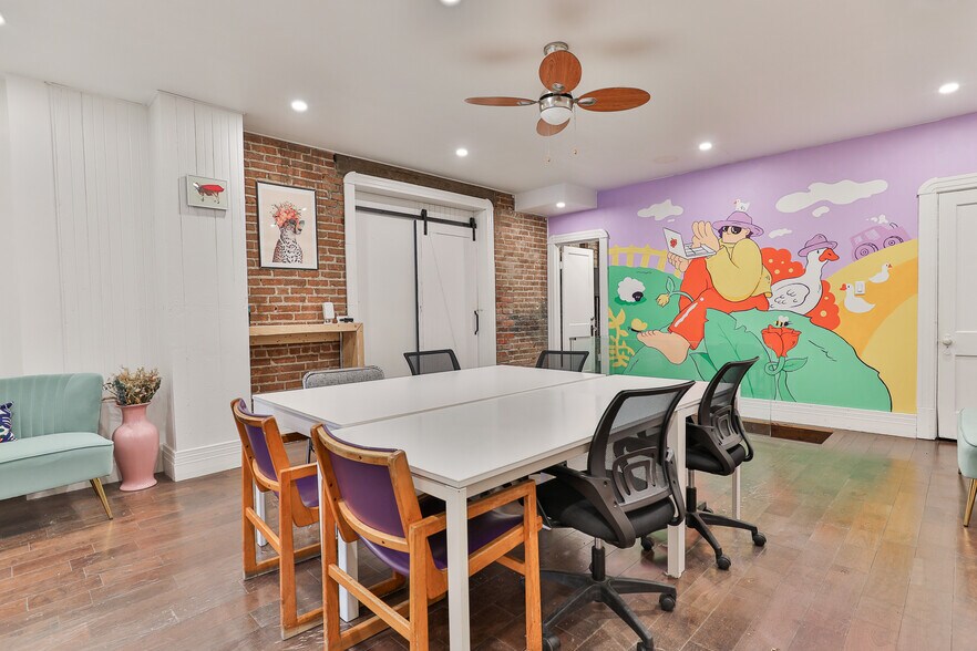 4800 Rue De Bullion, Montréal, QC for sale - Interior Photo - Image 2 of 4