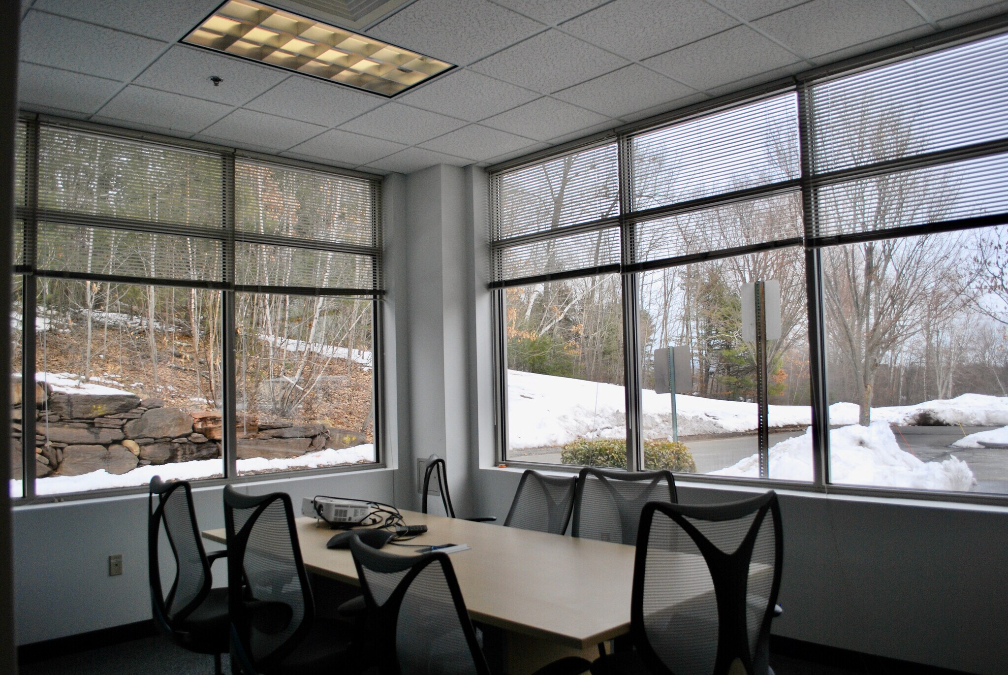 55 Bobala Rd, Holyoke, MA for sale Interior Photo- Image 1 of 1