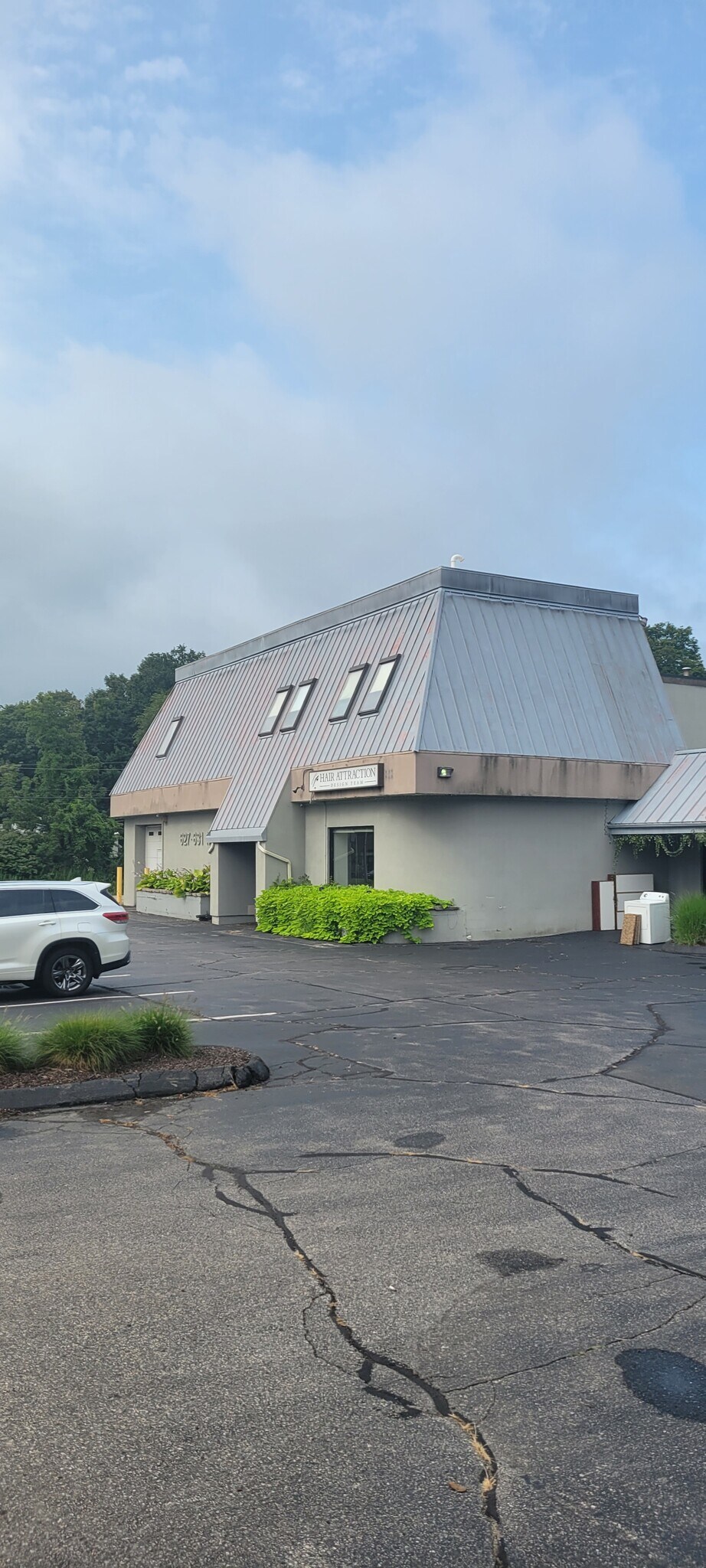 627-631 Main St, Monroe, CT for sale Building Photo- Image 1 of 1