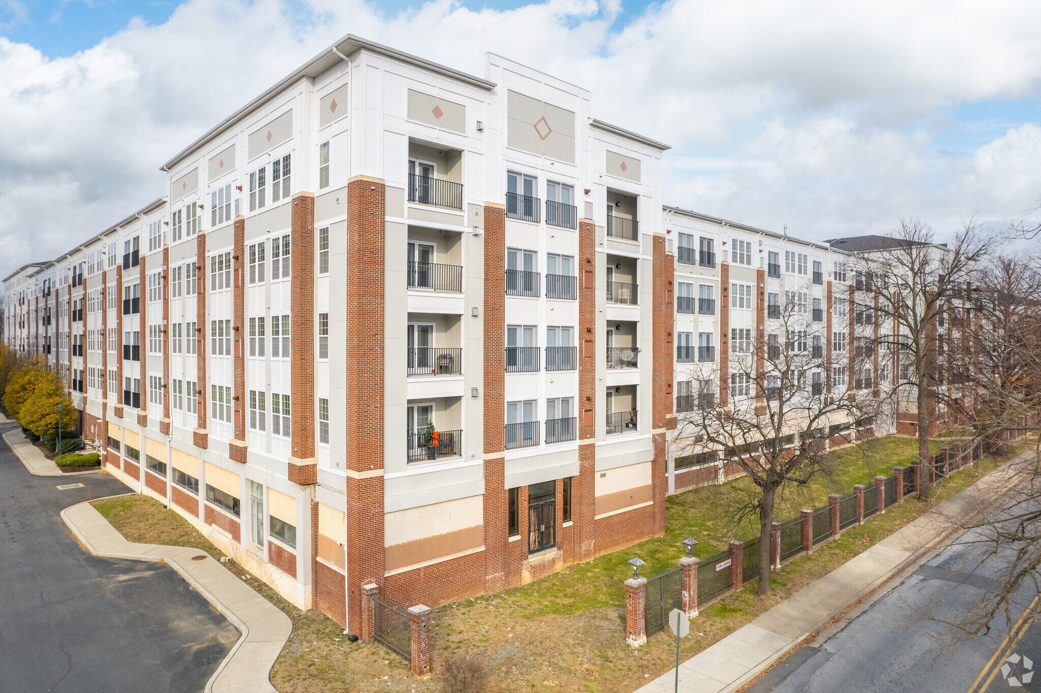 100 N Park Rd, Wyomissing, PA for sale Building Photo- Image 1 of 1