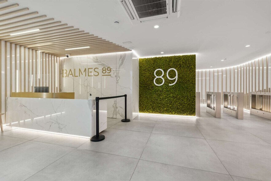 Carrer De Balmes, 89, Barcelona, Barcelona for lease - Lobby - Image 1 of 2