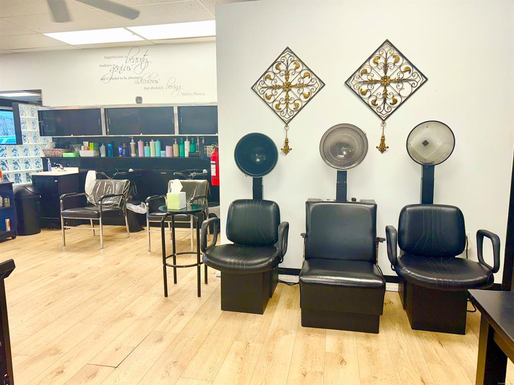 1100 Route 32, Montville, CT for lease Interior Photo- Image 1 of 5